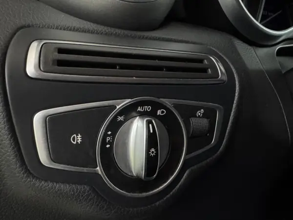 Mercedes-Benz GLC 220 d 4Matic 21