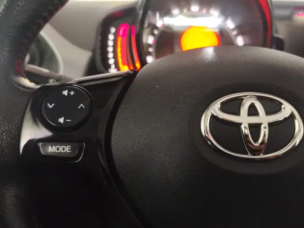 Toyota Aygo 1.0 X-Play+X-Touch 7