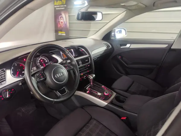 Audi A4 Avant 2.0 TDI multitronic Advance 22