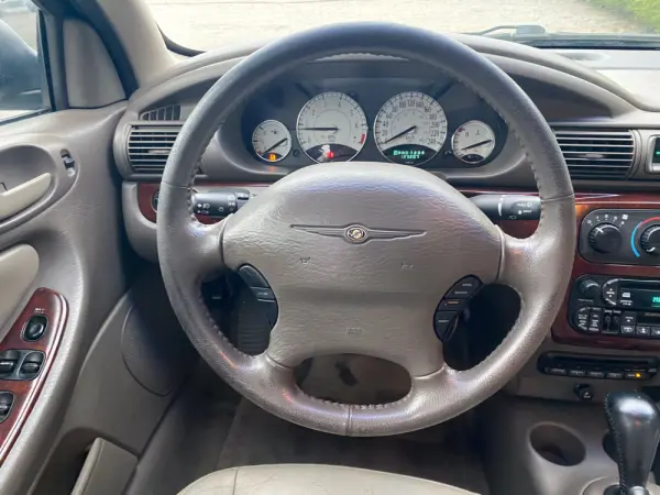 Chrysler Sebring 2.0 LX Automatic 16