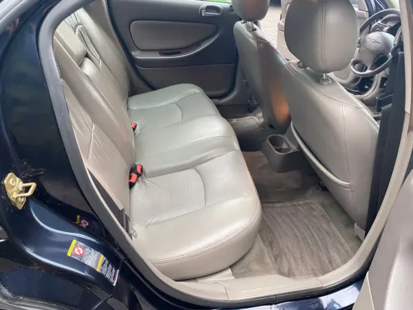 Chrysler Sebring 2.0 LX Automatic 28