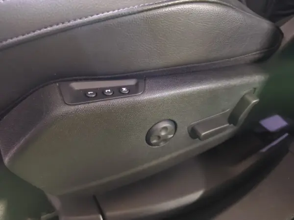 DS DS7 Crossback E-Tense Rivoli EAT8 24