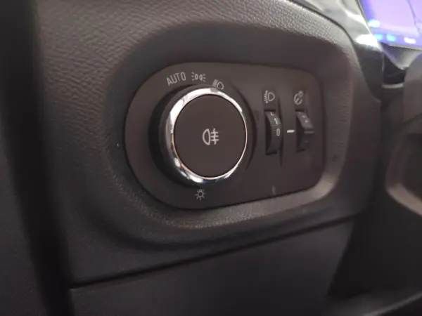 Opel Corsa-e Elegance 14