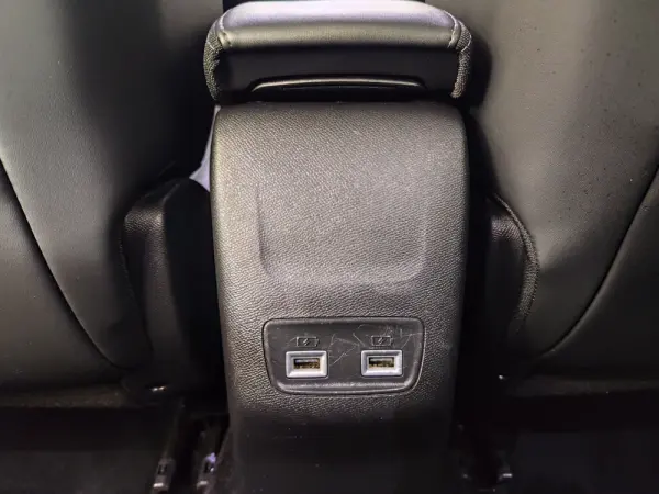 Peugeot 2008 PureTech 100 Allure 28