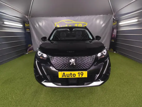 Peugeot 2008 PureTech 100 Stop&Start Allure Pack 2