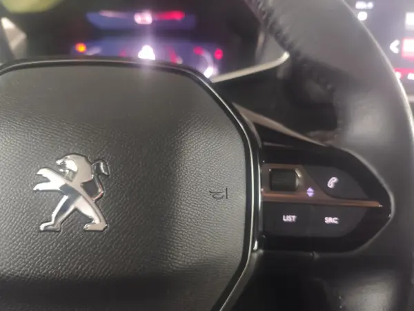 Peugeot 2008 PureTech 100 Stop&Start Allure Pack 10