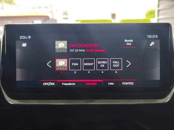 Peugeot 2008 PureTech 100 Stop&Start Allure Pack 17