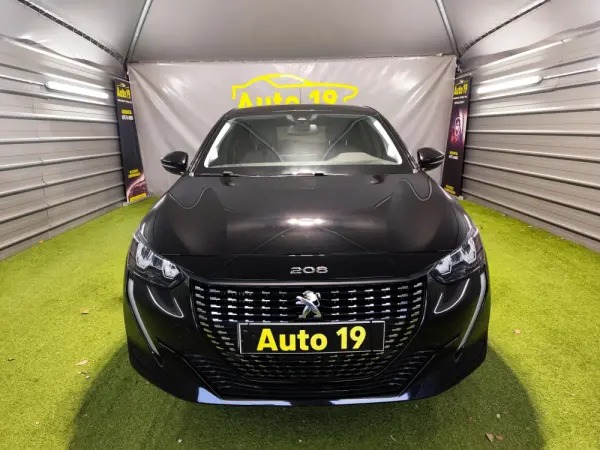 Peugeot 208 1.2 PureTech Allure 2