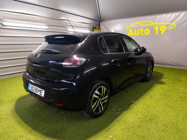 Peugeot 208 1.2 PureTech Allure 4