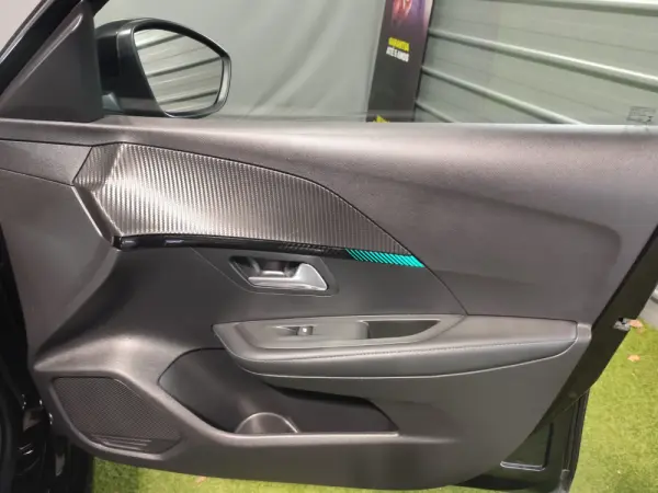 Peugeot 208 1.2 PureTech Allure 31