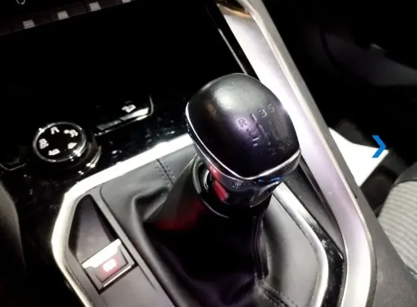 Peugeot 3008 1.2 PureTech Allure Pack 14