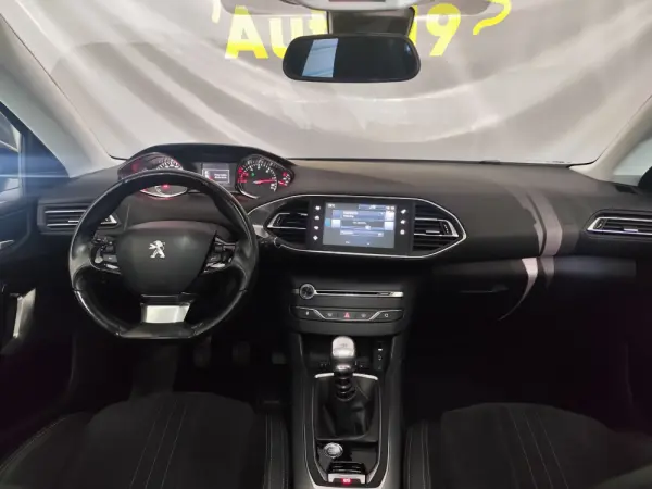 Peugeot 308 SW e-HDi FAP 115 Stop&Start Allure 7