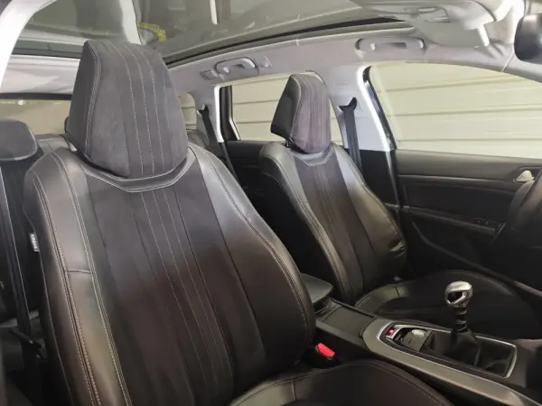 Peugeot 308 SW e-HDi FAP 115 Stop&Start Allure 27