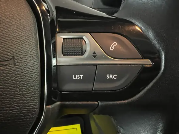 Peugeot e-208 50 kWh Active Pack 11