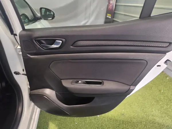 Renault Mégane ENERGY dCi 90 EXPERIENCE 29