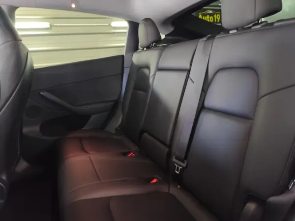 Tesla Model Y RWD 25