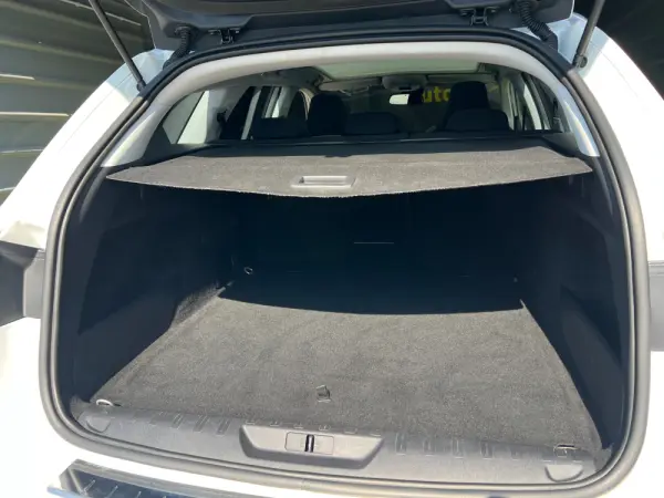 Peugeot 308 SW 1.6 BlueHDi Allure J17 27