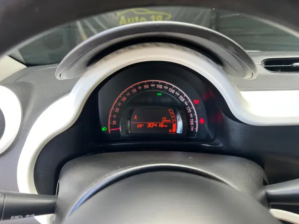 Renault Twingo SCe 70 Liberty 11