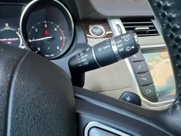 Land Rover Range Rover Evoque 2.0 TD4 HSE Auto 16