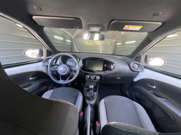 Toyota Aygo X 1.0 Play 7