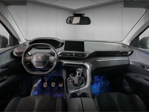 Peugeot 3008 PureTech 130 Stop & Start GPF Crossway 7