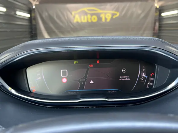 Peugeot 3008 1.5 BlueHDi Active Pack 7