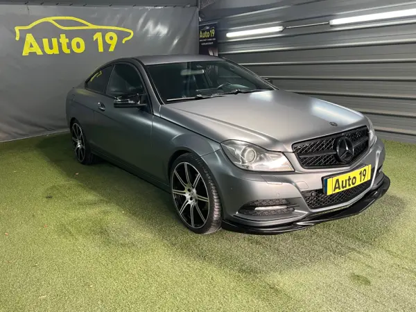 Mercedes-Benz C 220 C220 CDI COUPÉ AUT 1