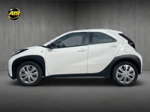 Toyota Aygo X 1.0 Play 3