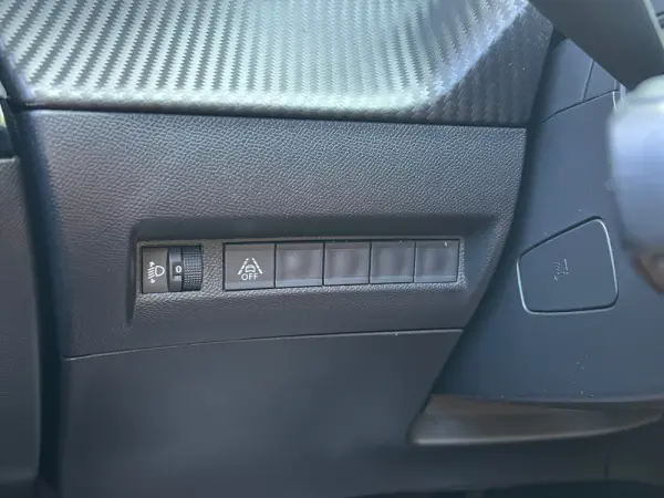 Peugeot 2008 PureTech 100 Stop&Start Allure Pack 15