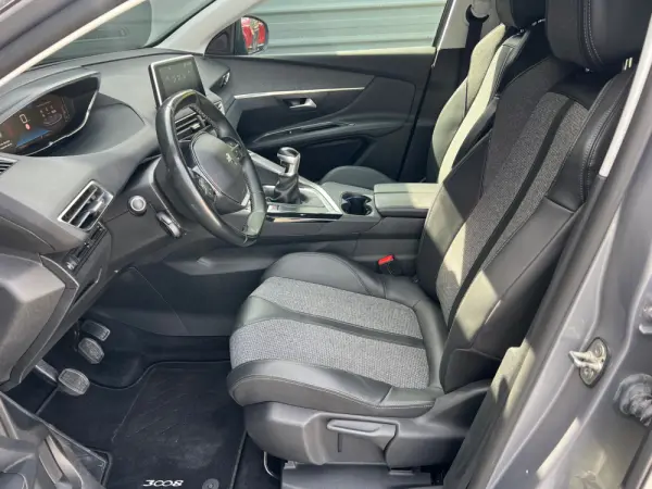 Peugeot 3008 1.5 BlueHDi Allure Pack 16