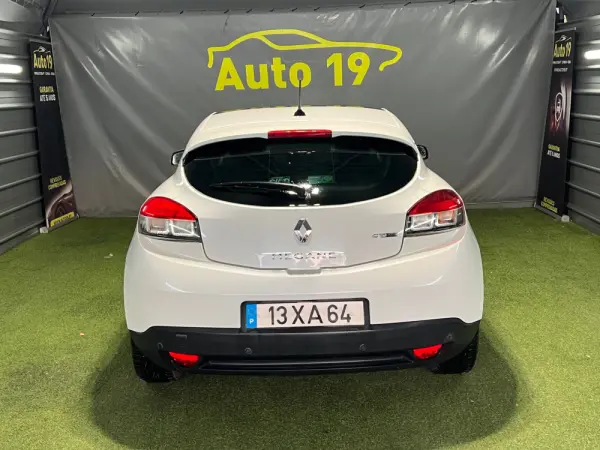 Renault Mégane Coupe 1.5 dCi Bose Edition SS 7