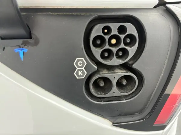 Tesla Model Y RWD 21