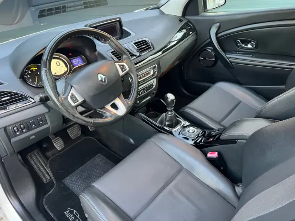 Renault Mégane Coupe 1.5 dCi Bose Edition SS 14