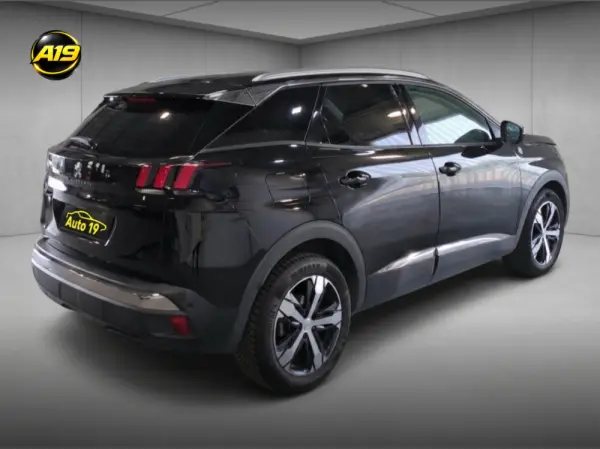 Peugeot 3008 PureTech 130 Stop & Start GPF Crossway 4