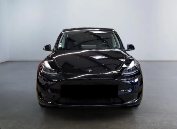 Tesla Model Y Tração Traseira 3