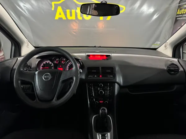 Opel Meriva 1.4 T S/S 9