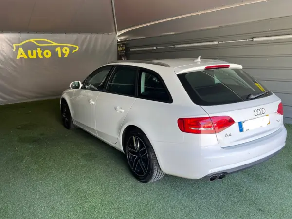 Audi A4 Avant 2.0 TDI Business Line Advance 5