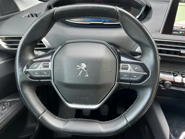 Peugeot 3008 1.5 BlueHDi Allure Pack 11