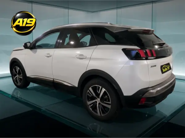 Peugeot 3008 PureTech 130 Stop & Start GPF Allure 5