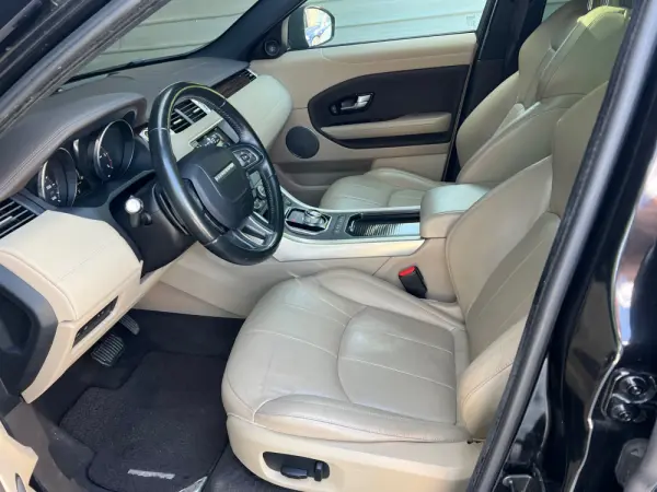 Land Rover Range Rover Evoque 2.0 TD4 HSE Auto 25