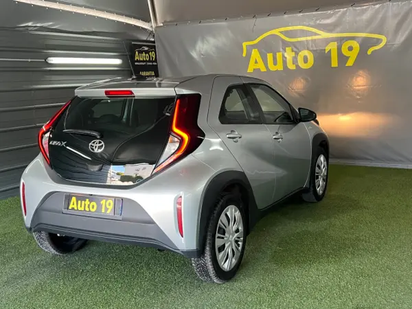 Toyota Aygo X 1.0 Play 6