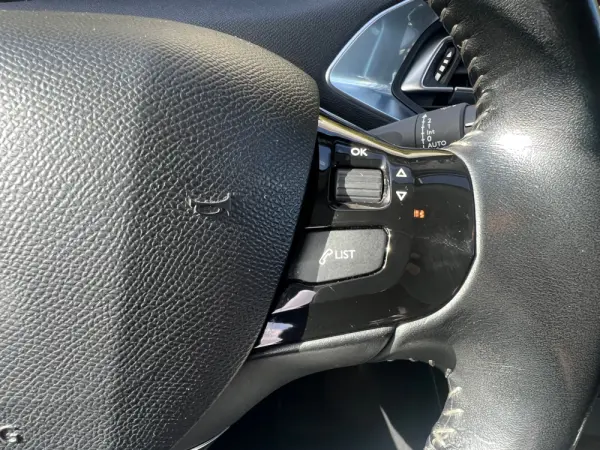 Peugeot 308 PureTech 110 Stop & Start Allure 12