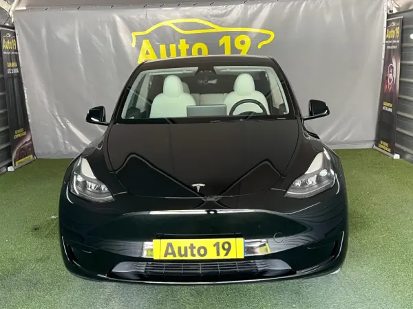 Tesla Model Y RWD 3