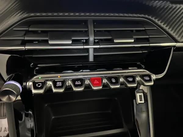 Peugeot 208 1.2 PureTech Active Pack 15