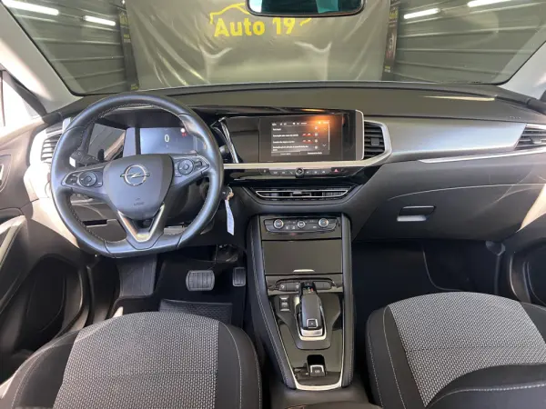 Opel Grandland 1.5 CDTI Business AT 8