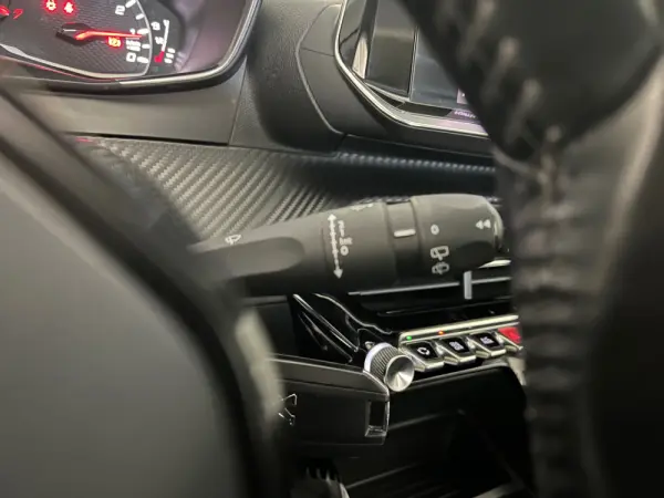 Peugeot 208 1.2 PureTech Active Pack 13