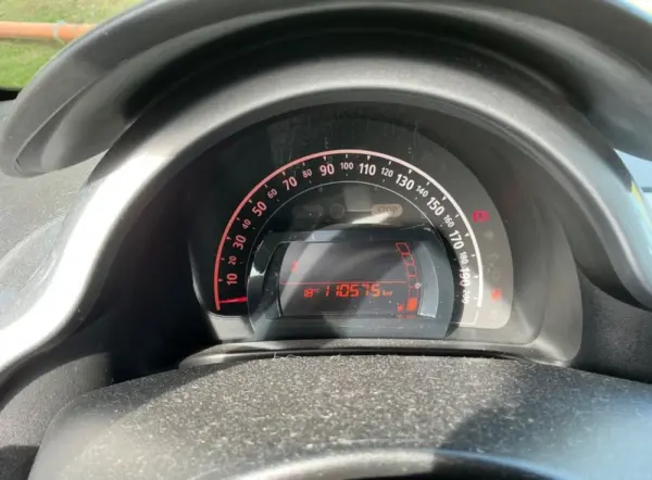 Renault Twingo 1.0 SCe Limited 11