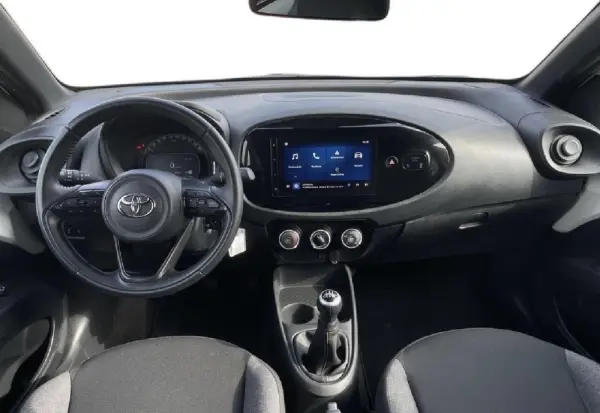 Toyota Aygo X 1.0 Play 9