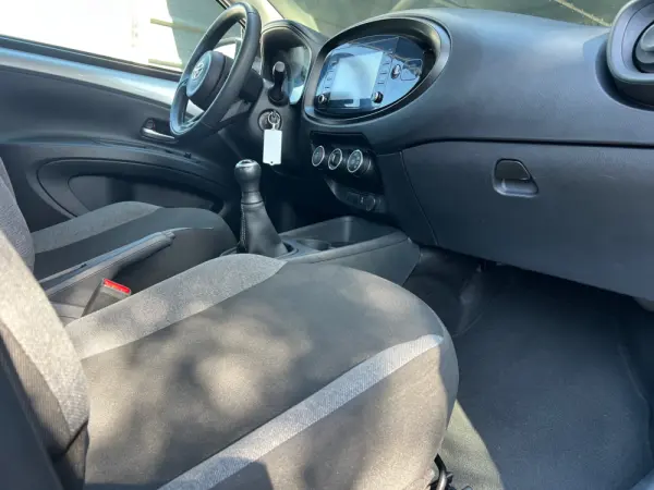 Toyota Aygo X 1.0 Play 22