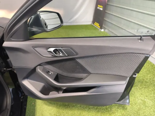 BMW 116 d Corporate Edition Auto 27